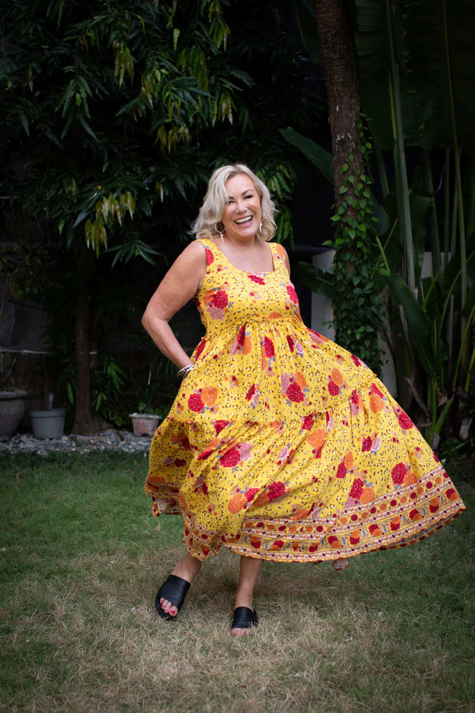 Taleeta - Dresses - Floaty Full Skirt Maxi - Jungle - twirling