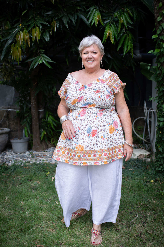 Off Shoulder Top - Jungle White - Size: XXL with linen pants