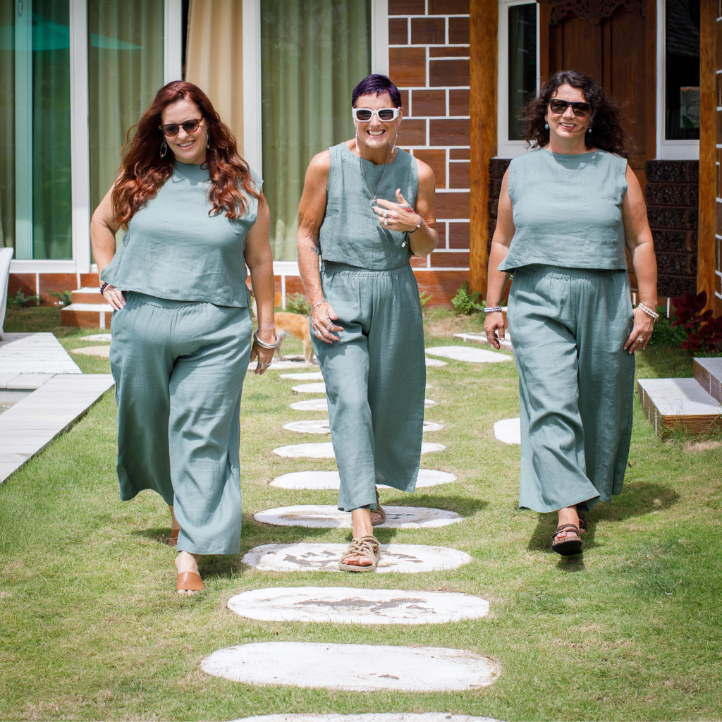 Linen pants with elastic waist and pockets - mature woman - all sizes