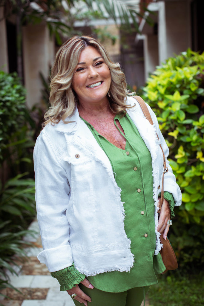 Taleeta - White Jacket - Leaf Puff Sleeve Shirt & Leaf Cotton Pants & Leather Bag - Facing Front - Medium Fullshot