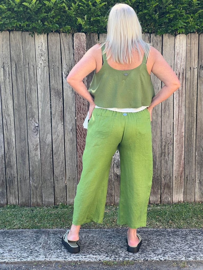 Taleeta - linen pants - green - back