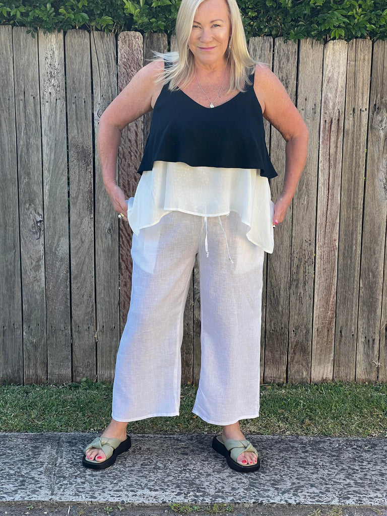 Taleeta - pants - linen - white with top