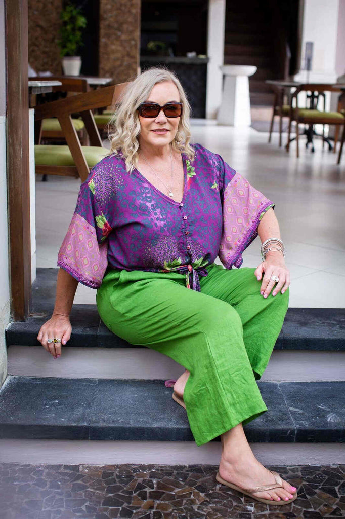 Taleeta - tie front top - jungle hibiscus